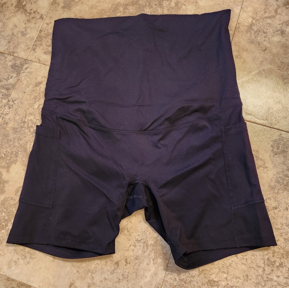 Black maternity biker shorts